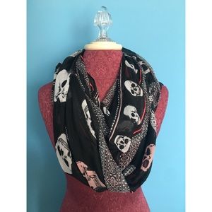 Black, white, & pink skull scarf